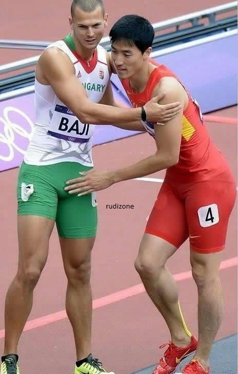 web gay melayu gay weightlifting pics